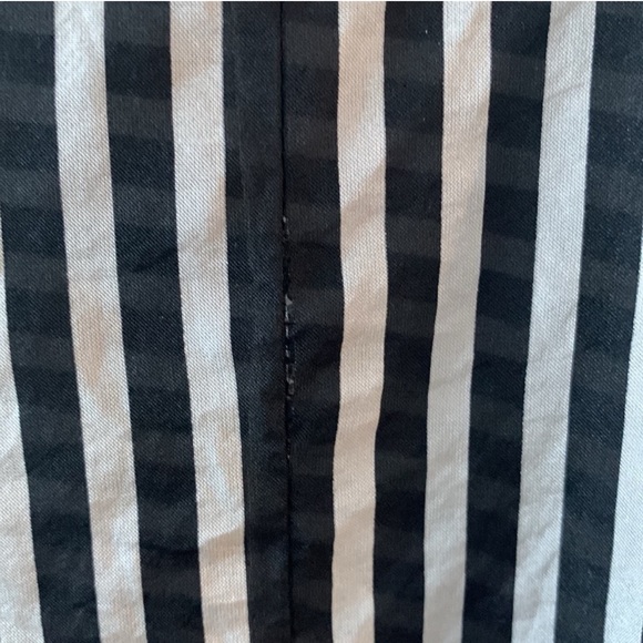 Silk tunic tank top black and white stripe size 10 - Picture 3 of 7